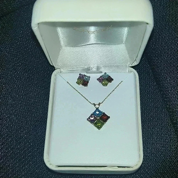 10 karat gold multi stone earrings and necklace set